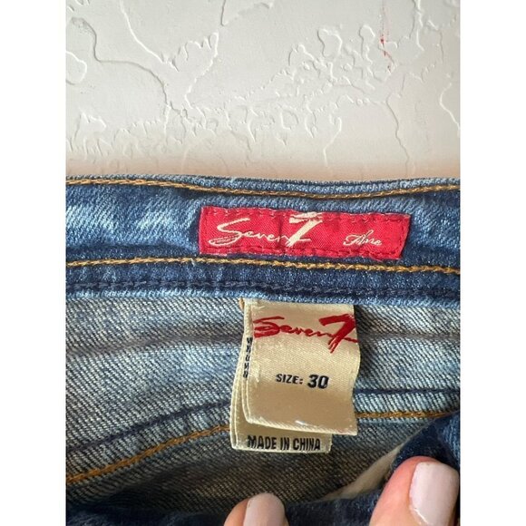 Women Seven7 Cut Off Jean Shorts Sz 30 Medium Wash - Picture 3 of 8